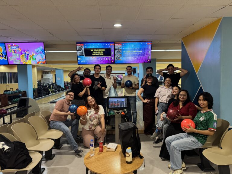 Truelogic team posing for a picture in Puyat's bowling alley